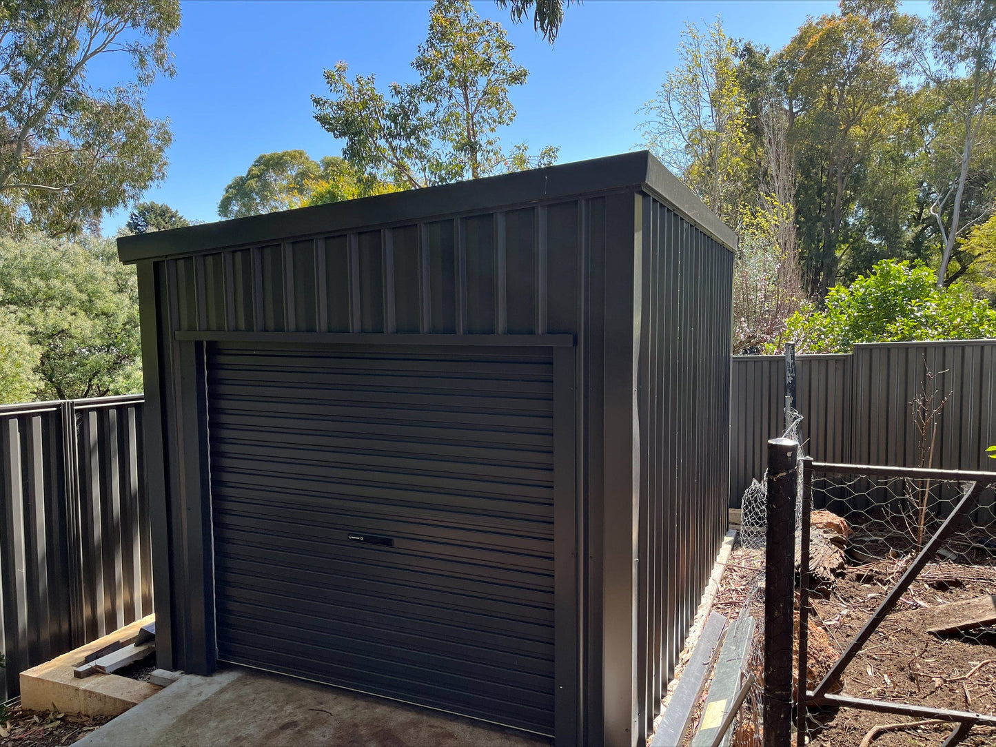 Ezy Blox Sheds Single Garage Skillion Kit- 3m(W) x 4m(L); 1 Roller Door